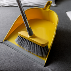 Dustpans & Brushes